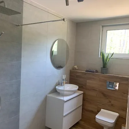 Villa Skarpa Przy Plazy Teerau